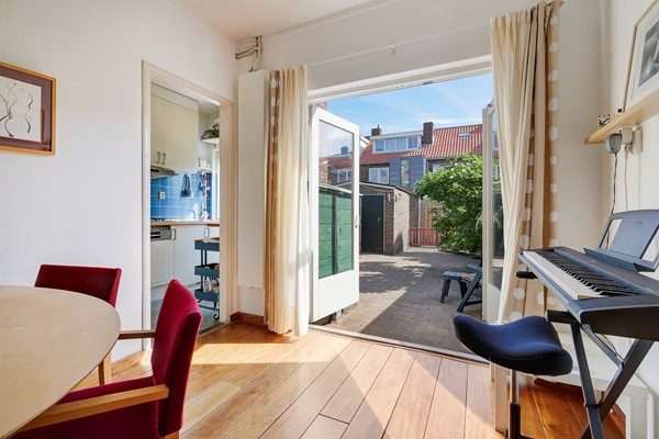 Medium property photo - Röellstraat 20, 2613 WE Delft